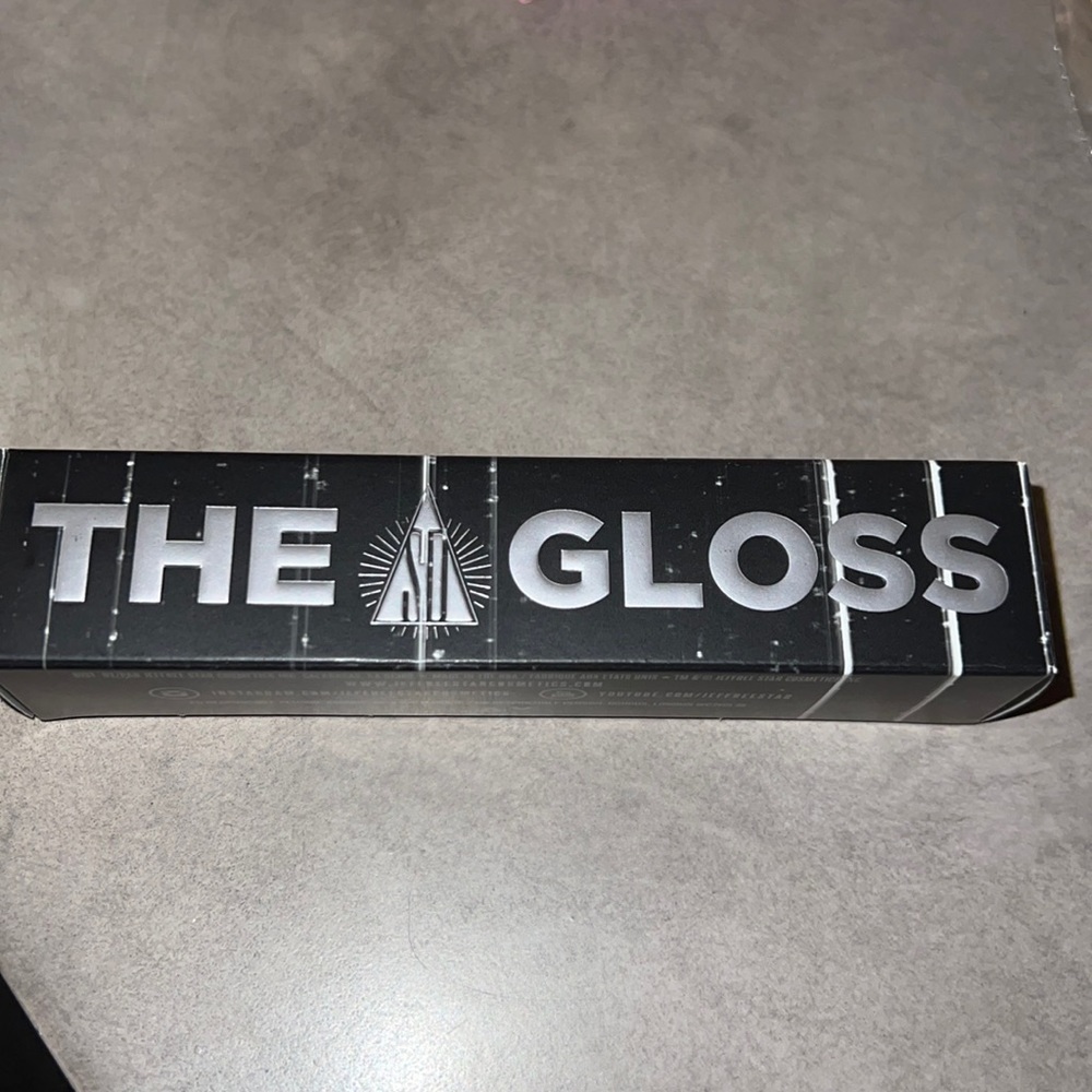 Jeffree Star lip gloss